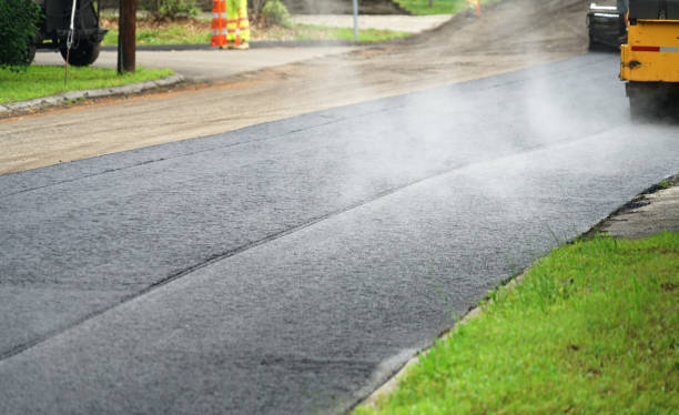 Best Affordable Driveway Paving  in Greenwood, MS